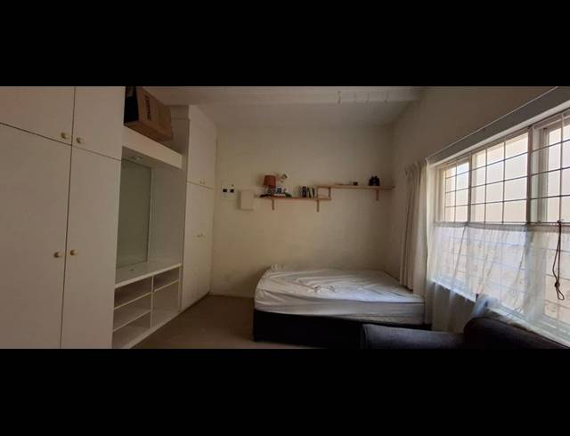 1 BEDROOM PROPERTY TO RENT IN FISH HOEK